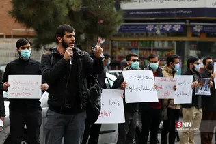 تجمع دانشجویان ایرانی در اعتراض به‌ اقدام ضدحجاب هند