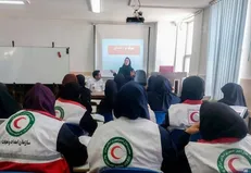 معلمان کرمانی مربی داوطلب هلال احمر می‌شوند