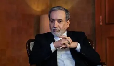 عراقچی: پزشکیان به رهبر شهید عشق می‌ورزید/ میان آن دو رابطه‌ای نزدیک، عاطفی و در عین حال منطقی برقرار بود + فیلم