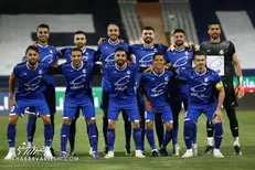 ستاره استقلال تمدید نکرد/ بغل دستی‌ام ۶ برابر من قرارداد بست!/ پیشنهاد سنگین سپاهان رسید