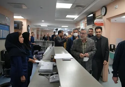 وزیر بهداشت:خدمات درمانی عمومی بی وقفه ادامه دارد/همه نیرو&zwnj;ها پای کارند