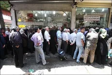 12 اقدام دولت برای آرامش بازار و جمع شدن صف‌ها