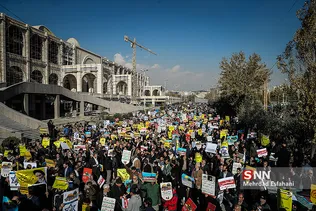 راهپیمایی نمازگزاران تهرانی در محکومیت اقدام آمریکا و رژیم صهیونیستی