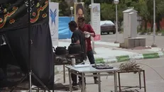دعوت دانشجویان عراقی دانشگاه‌های مشهد از دانشجویان برای شرکت در راهپیمایی اربعین + فیلم