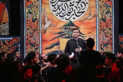 مداحی متفاوت مهدی رسولی در ایام فاطمیه؛ &laquo;الله اکبر تنهای تنها مادر ما موند به پای حیدر&raquo; + فیلم