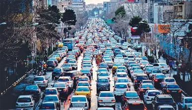 ترافیک سنگین در آزادراه تهران - کرج - قزوین/ پلیس البرز: با سرعت مطمئنه حرکت کنید