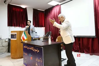 مراسم روز دانشجو در دانشکده مهندسی صنایع 