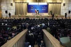 چه جریانی به خود اجازه داده که نگاه جوانان دانشگاه آزاد سمنان را تخطئه کند؟