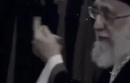 بگو همه نماز رو بخونن...