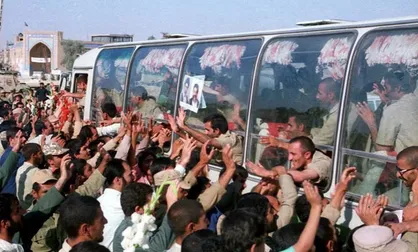 بازخوانی یک واقعه تاریخی در سریال خاطره&zwnj;انگیز &laquo;بازگشت پرستوها&raquo; + فیلم