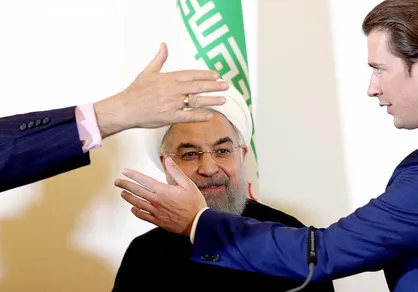 رئیس جمهور در نوع برخورد با دولتمردان کشورهاى ظالم تجدیدنظر کند
