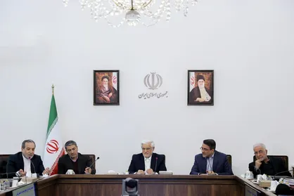 عارف: نباید شایستگان را حذف کرد/ شأن فراملی برخی دستگاه&zwnj;ها در تربیت نیرو برای مدیریت کلان