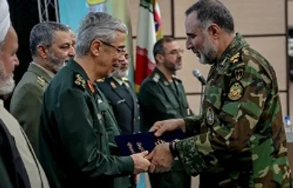فرماندهان و یگان&zwnj;های برتر نیرو&zwnj;های مسلح تقدیر شدند