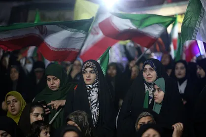 حضور حماسی زنان، رمز انسجام میادین/ طرح &laquo;بانوان میدان&raquo; کلید خورد