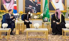 گفت‌و‌گوی رئیس جمهور کره جنوبی و، ولی عهد سعودی در ریاض درباره همکاری نظامی