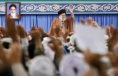 هزاران نفر از مداحان اهل‌بیت با رهبر انقلاب دیدار کردند