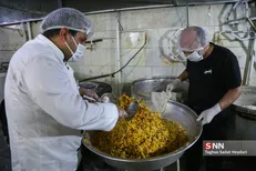 توزیع ۳۴۰۰ پرس غذای گرم در بین نیازمندان قزوینی از سوی دانشگاه آزاد