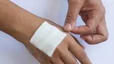 باند پانسمان حاوی نانوذرات نقره با خاصیت ضد‌باکتری تولید شد