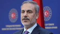 فیدان: بعد از توافق صلح غزه بازهم اسرائیل به نقض آتش بس ادامه می‌دهد و باید جلوی آن گرفته شود و ما آماده ارسال نیرو و کمک بشردوستانه به غزه هستیم + فیلم