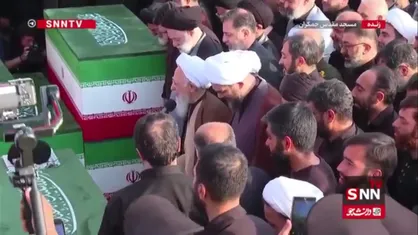 بغض آیت&zwnj;الله جوادی آملی هنگام اقامه نماز بر پیکر مطهر رهبر شهید