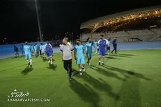استقلالی‌ها در آستانه بازی با الاهلی شارژ شدند