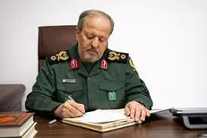 پیام‌های تبریک سرپرست وزارت دفاع در پی انتصاب فرماندهان جدید نیرو‌های مسلح
