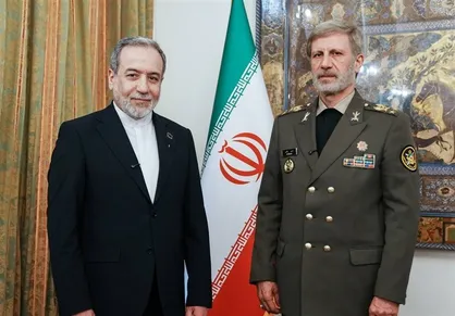 عراقچی: بر عزم راسخ خویش در تداوم تعامل، هم&zwnj;افزایی و هم&zwnj;گرایی با نیروهای مسلح تأکید می&zwnj;کنیم