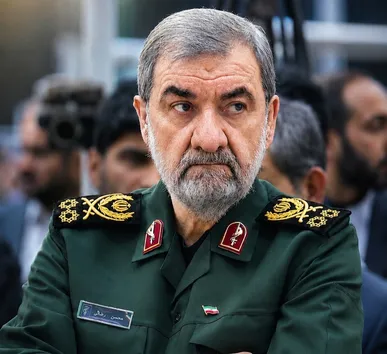 سرلشکر رضایی: پایه‌گذاری صنعت موشکی ایران از دوران دفاع مقدس آغاز شد / چین، روسیه، آمریکا و غرب آسیا حکمرانان آینده جهان هستند + فیلم