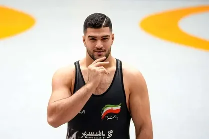 امیررضا معصومی در تیم کشتی آذربایجان بدون رضایتنامه دبیر
