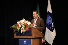 صنایع خودروسازی از توانمندی‌های دانشگاه‌ها استفاده کنند