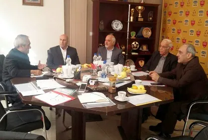 بحث و تصمیم&zwnj;گیری درباره دربی و بلیت&zwnj;فروشی در نشست هیئت مدیره پرسپولیس