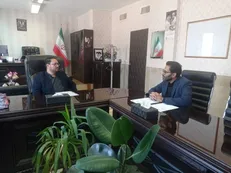 نشست دادستان فیروزکوه با رئیس اداره راهداری و حمل و نقل جاده‌ای شهرستان؛ تأکید بر ایمن‌سازی فوری نقاط حادثه‌خیز جاده‌ای