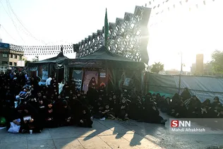 اجتماع برزگ اربعینی ها در میدان امام حسین 
