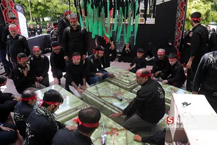 دسته عزاداری روز عاشورا حسینی