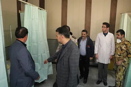 رئیس دانشگاه علوم پزشکی همدان از مراکز ارائه خدمت به زائران حسینی بازدید کرد