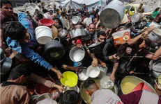 آنروا: رژیم صهیونیستی از غذا و کمک‌های انسانی به عنوان سلاح جنگی علیه غزه استفاده می‌کند