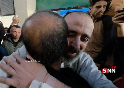 استقبال از آزادگان سرافراز فلسطینی در غزه + عکس