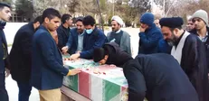 استقبال با شکوه دانشجویان دانشکده شهید چمران کرمان از فرزند روح الله/تجدید پیمان با آرمان شهدا +تصاویر
