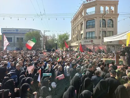 مراسم تشییع و تدفین پیکر مطهر سپهبد شهید غلامعلی رشید در دزفول قهرمان+فیلم