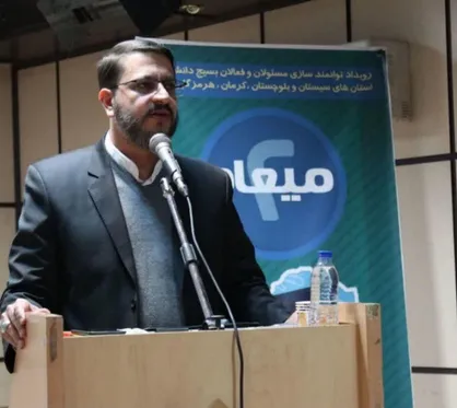 کسی که دنبال حل مسائل اولویت&zwnj;دار نظام است باید به مجلس راه پیدا کند