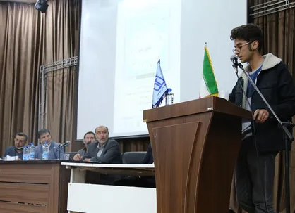 دانشجویان دانشگاه لرستان خواستار رسیدگی به مطالبات خود از سوی اعضای شورای شهر شدند