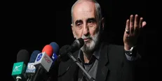آژانس شتر مجنون است پیاده شوید