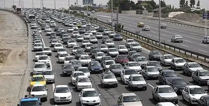 ترافیک سنگین در آزادراه&zwnj;های کرج &ndash; تهران و کرج &ndash; قزوین