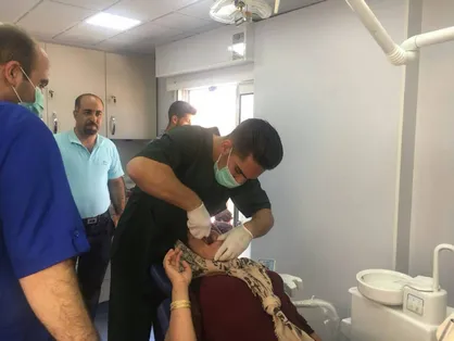 اردوی جهادی دانشجویان علوم پزشکی کرمانشاه در ثلاث باباجانی/ فقر آموزشی و بهداشتی، عامل کشنده مردمان این حوالی است!