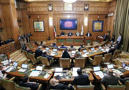 معاونت فنی و عمرانی شهرداری تهران از شورا تذکر گرفت