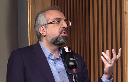 فیلم کامل گفت&zwnj;و&zwnj;گو با سید امیرپاشا طبائیان، معاون آموزشی نظام پزشکی تهران