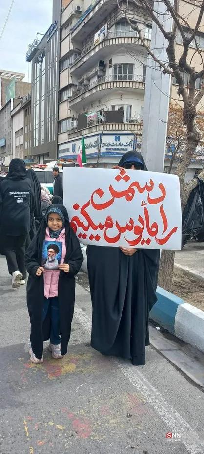 امام خامنه&zwnj;ای عزیز جان همه ما است+فیلم