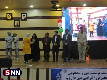 حواشی اختتامیه جشنواره ققنوس در خراسان شمالی/ وقتی داور به طرفداری دانشجویان مطالبه&zwnj;گر برمی&zwnj;خیزد+ فیلم و عکس