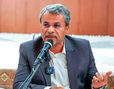 برپایی میز ارتباطات مردمی در حرم شاهچراغ به مناسبت هفته دولت / چه موضوعاتی در میز خدمت مطرح شد؟