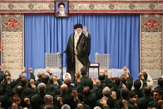 آمریکایی‌ها برای ملاقات با ایران در نیویورک به التماس افتادند/ سیاست «فشار حداکثری» شکست خورد/  کاهش تعهدات هسته‌ای با جدیت ادامه می‌یابد / صددرصد از سپاه راضی‌ام + صوت